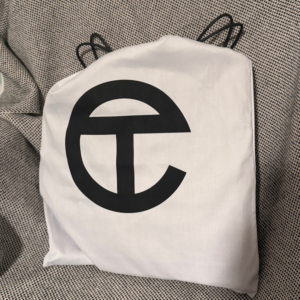 NWT Telfar | Shmedium Shopping Bag in Oxblood - Picture 5 of 5